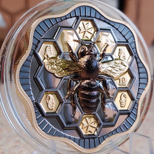 Bee1